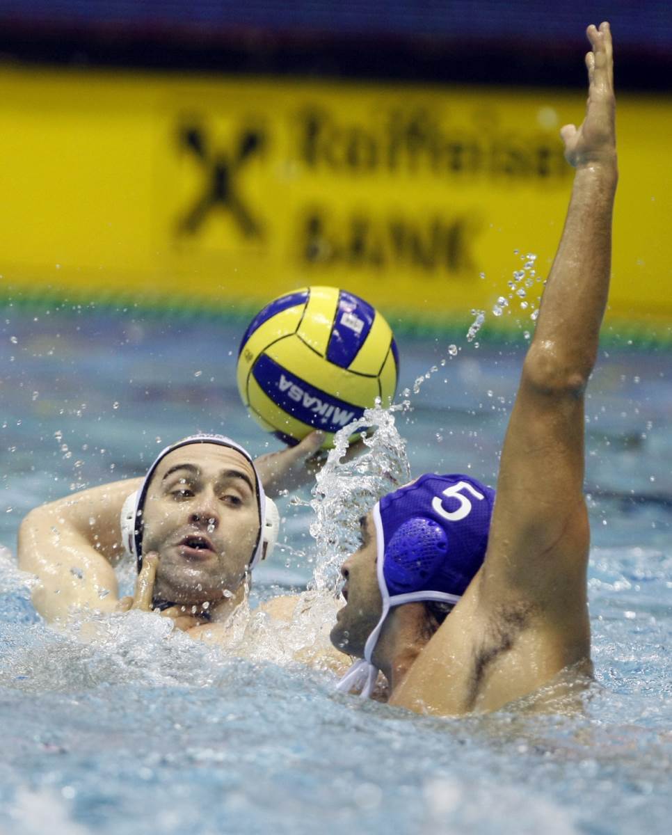 Živko Gocić šutira protiv Juga