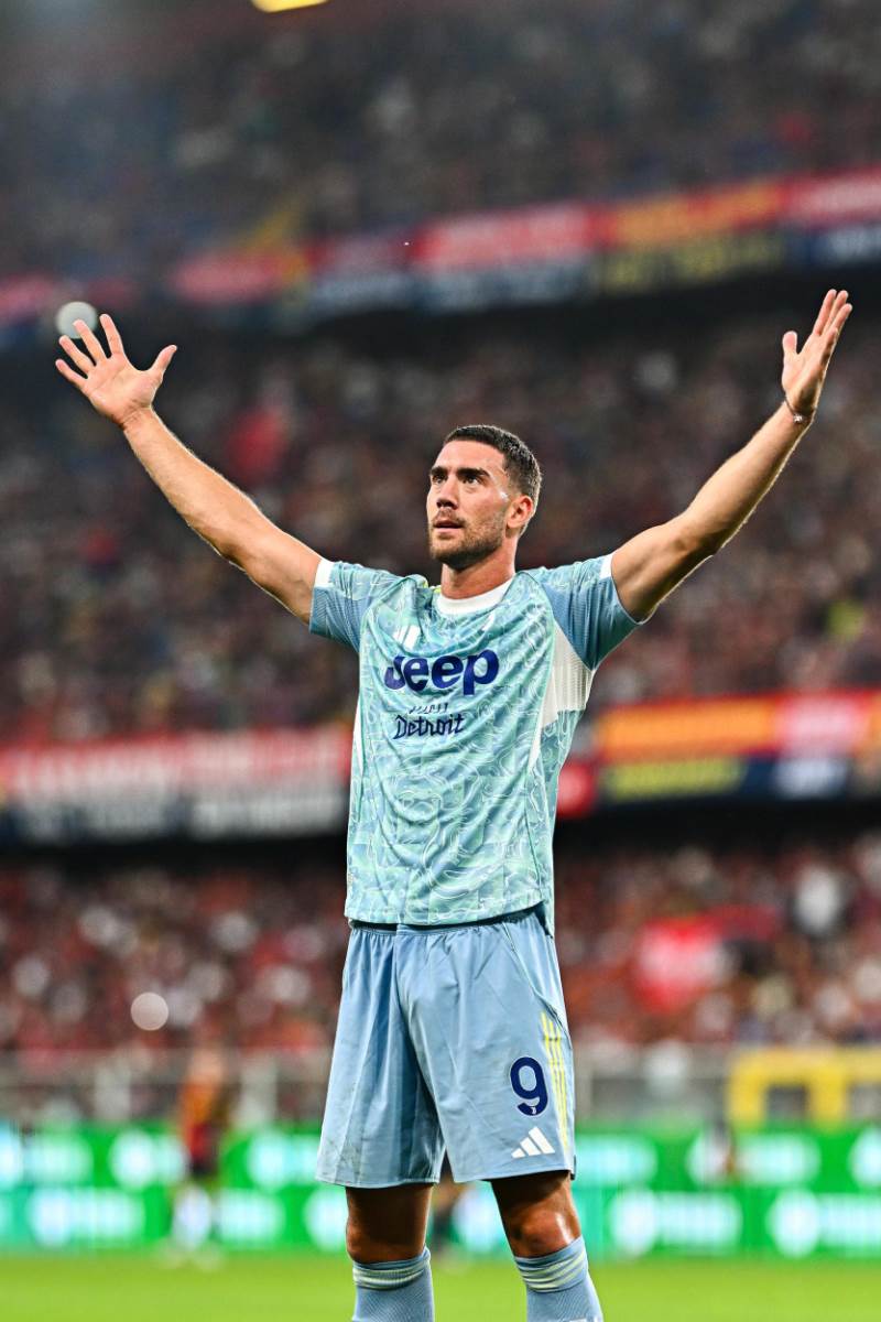 Dušan Vlahović slavi gol u Juventusu