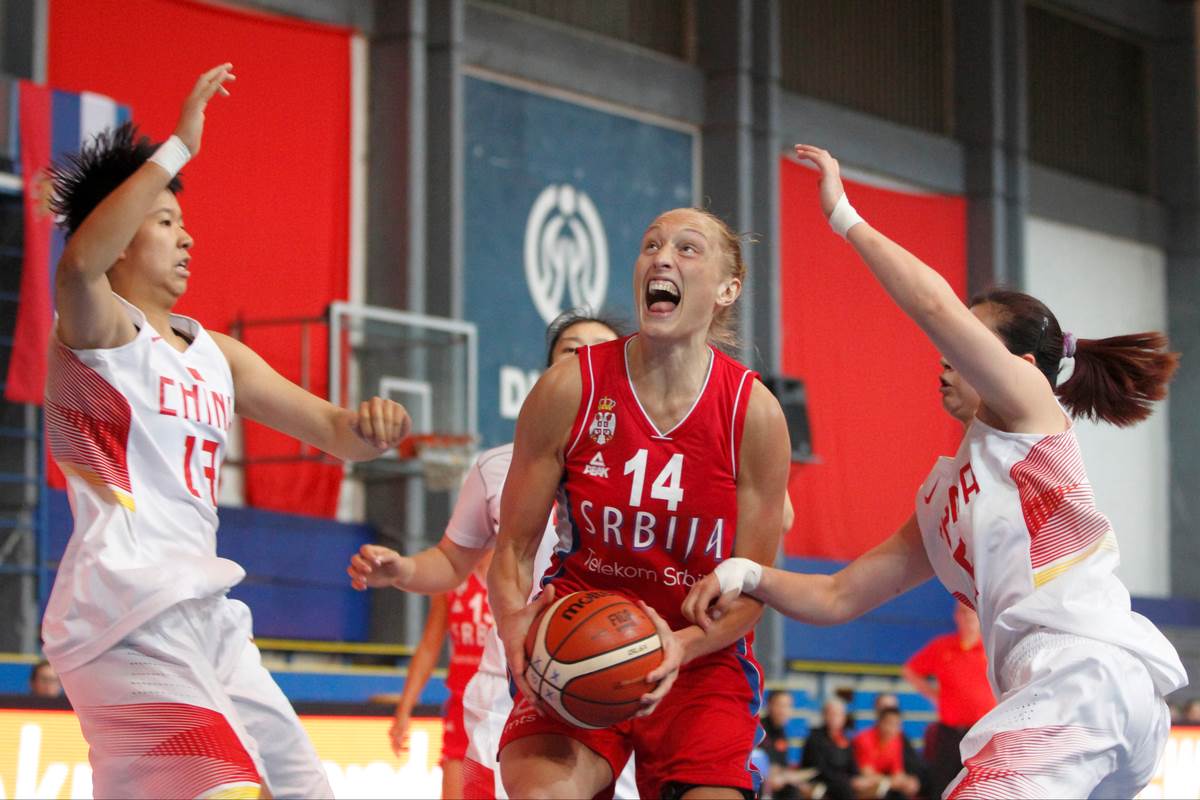 Danijel Pejdž u meču protiv Kine bori se za poene Srbije