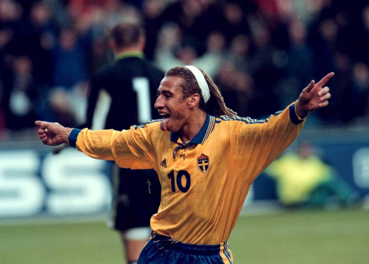 Henrik Larson slavi gol za Švedsku