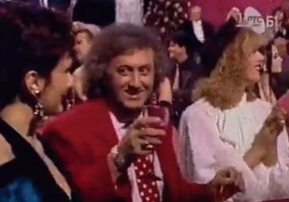 Era Ojdanić mlad duga kosa