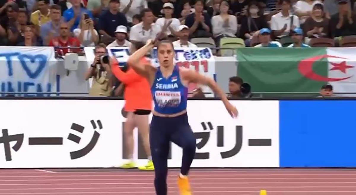 Adriana Vilagoš hitac za finale Svetskog prvenstva (2).jpg