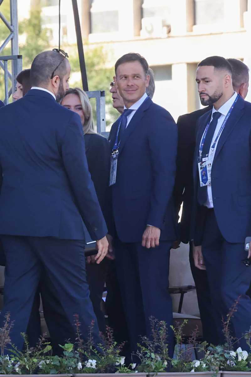 Vojna parada 2025 - Državni zvaničnici stigli na paradu (2).jpg