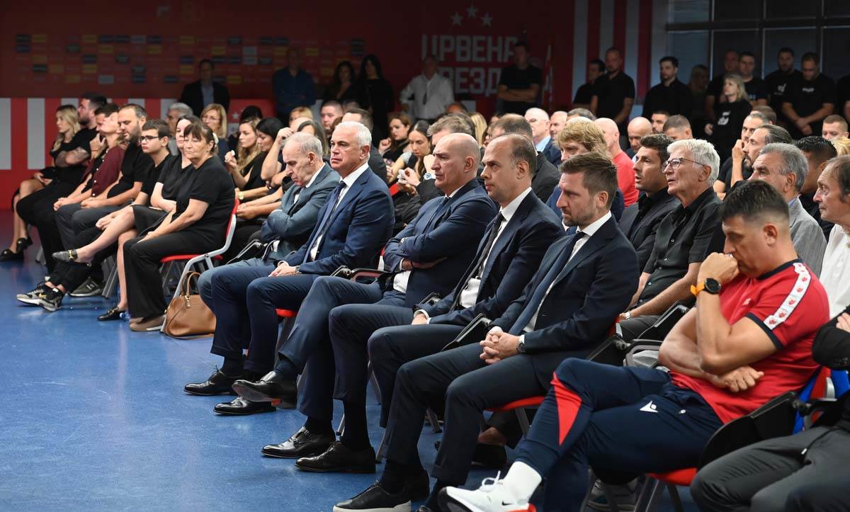 Komemoracija Dejana Milovanovića na Marakani Zvezdan Terzić, Marko Marin, Vladan Milojević