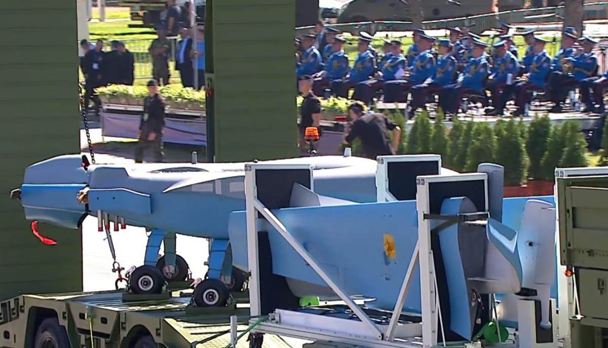 Vojna parada 2025 - dronovi (2).jpg