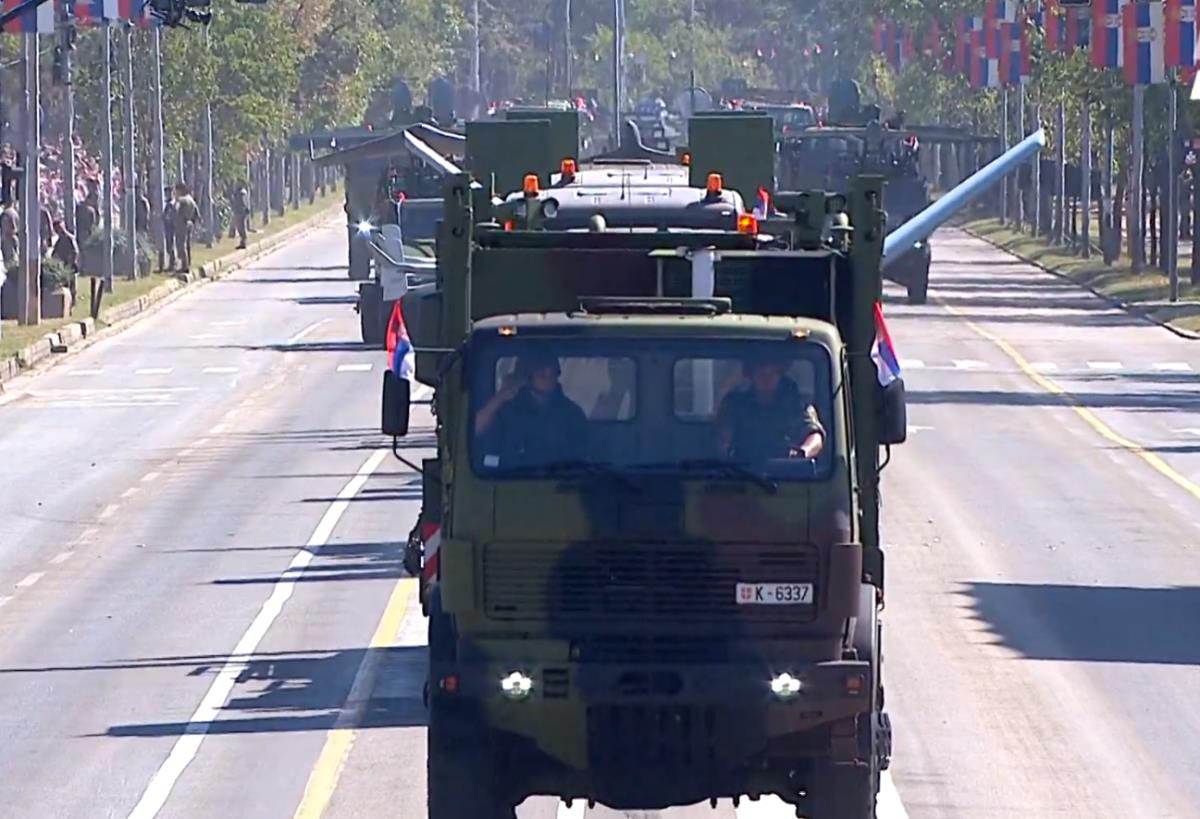 Vojna parada 2025 - dronovi (4).jpg