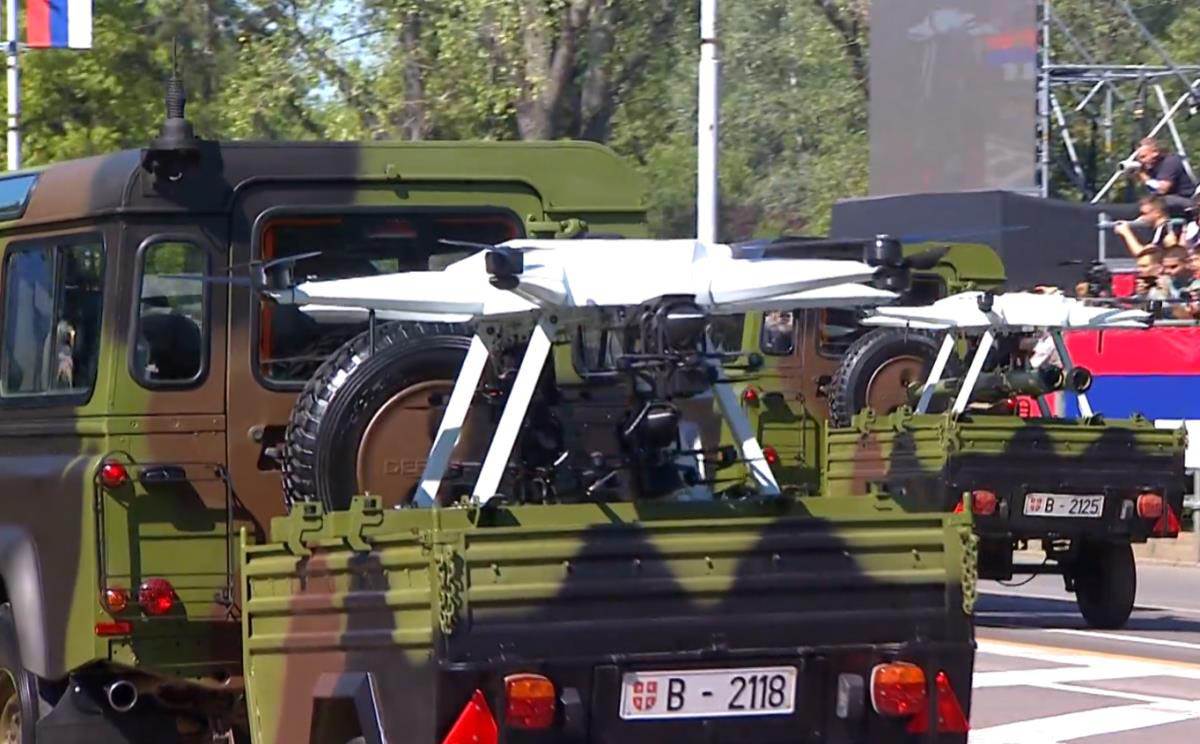 Vojna parada 2025 - dronovi (7).jpg