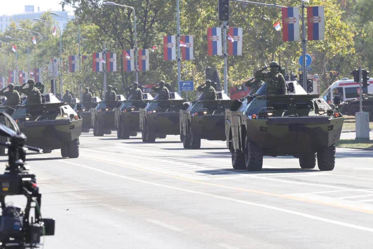 Vojna parada 2025 - vozila 2.jpg