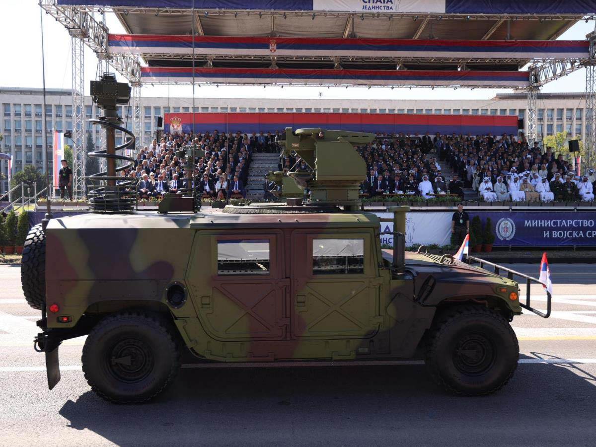 Vojna parada 2025 - vozila 3.jpg