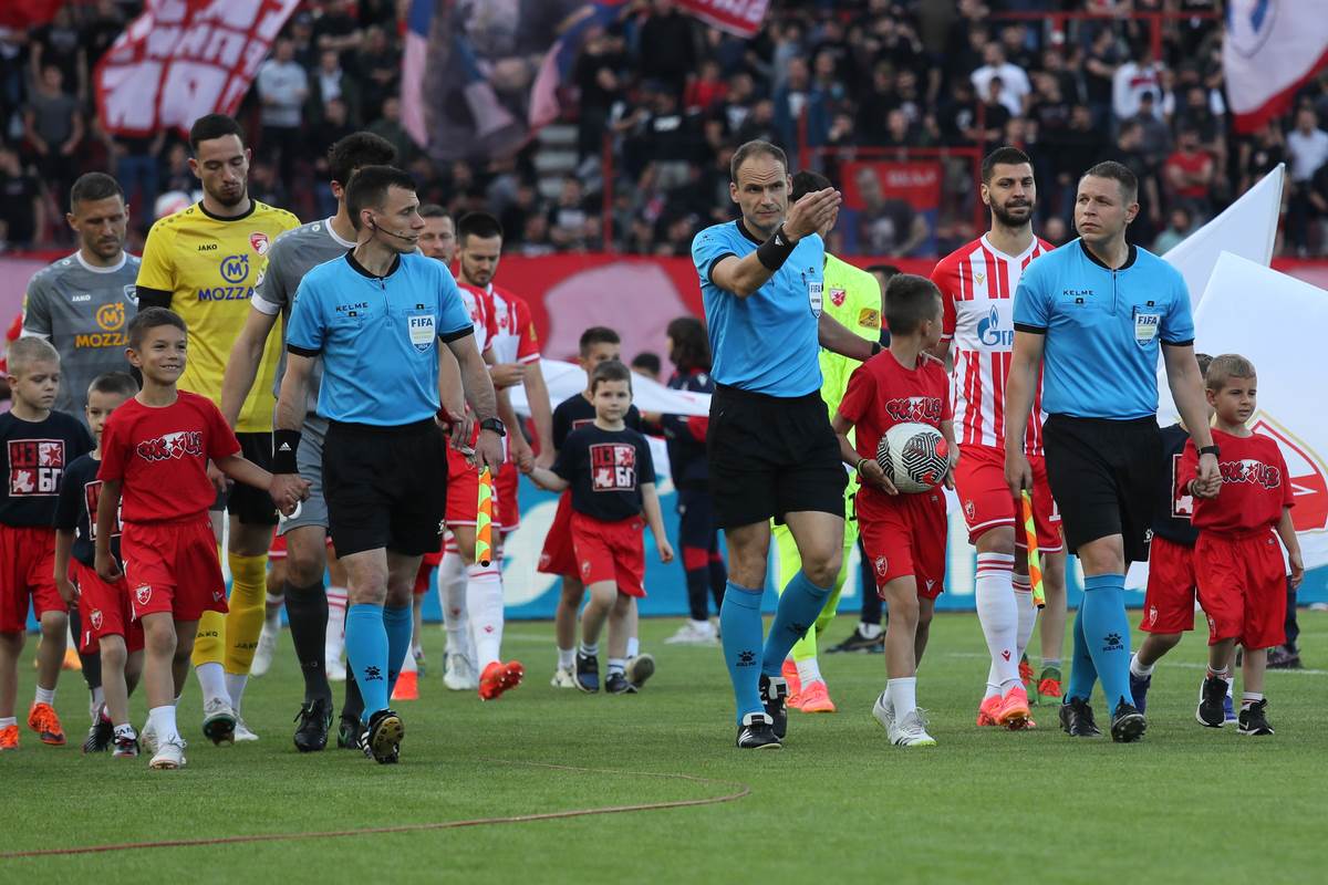 Nenad Minaković fudbalski sudija