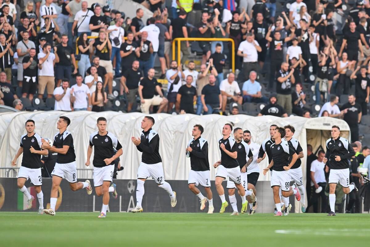 Partizan - Crvena zvezda (11).JPG