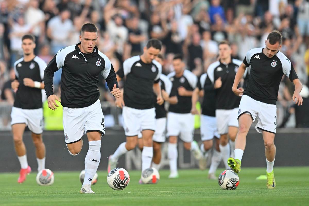 Partizan - Crvena zvezda (14).JPG