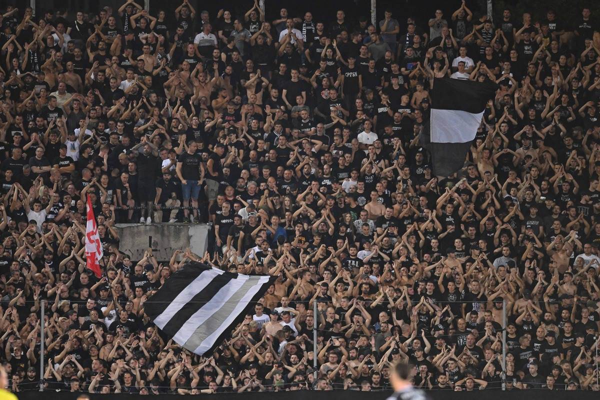 Partizan - Crvena zvezda (69).JPG