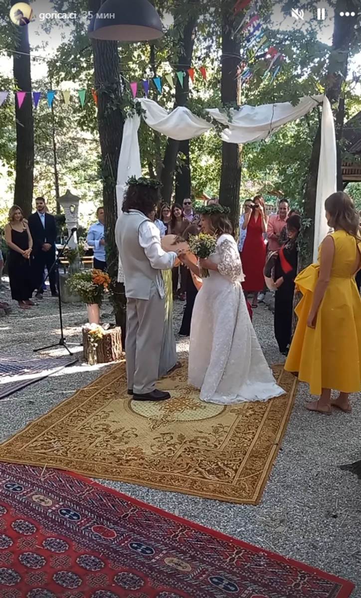 Venčanje ćerke Bilje Krstić (2).jpg