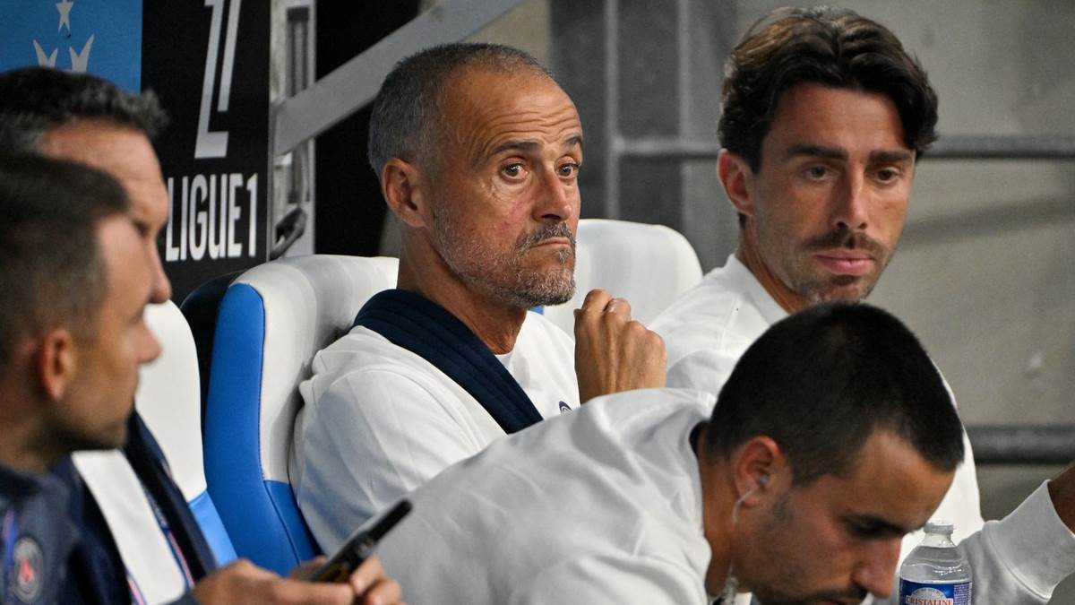 Luis Enrike vodi utakmicu Olimpik Marsej PSŽ