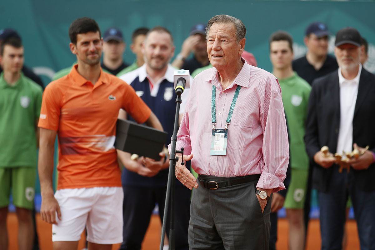 Nikola Pilić i Novak Đoković (1).jpg