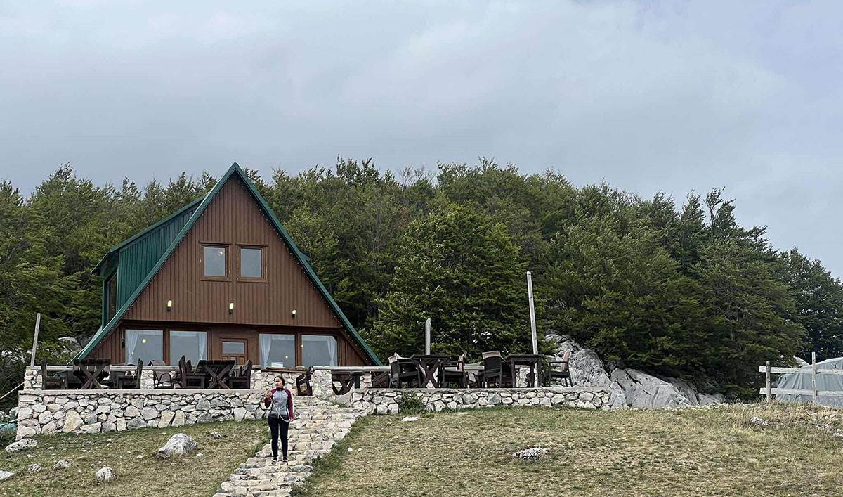 katun na Durmitoru koji obožava Novak Đoković (7).jpg