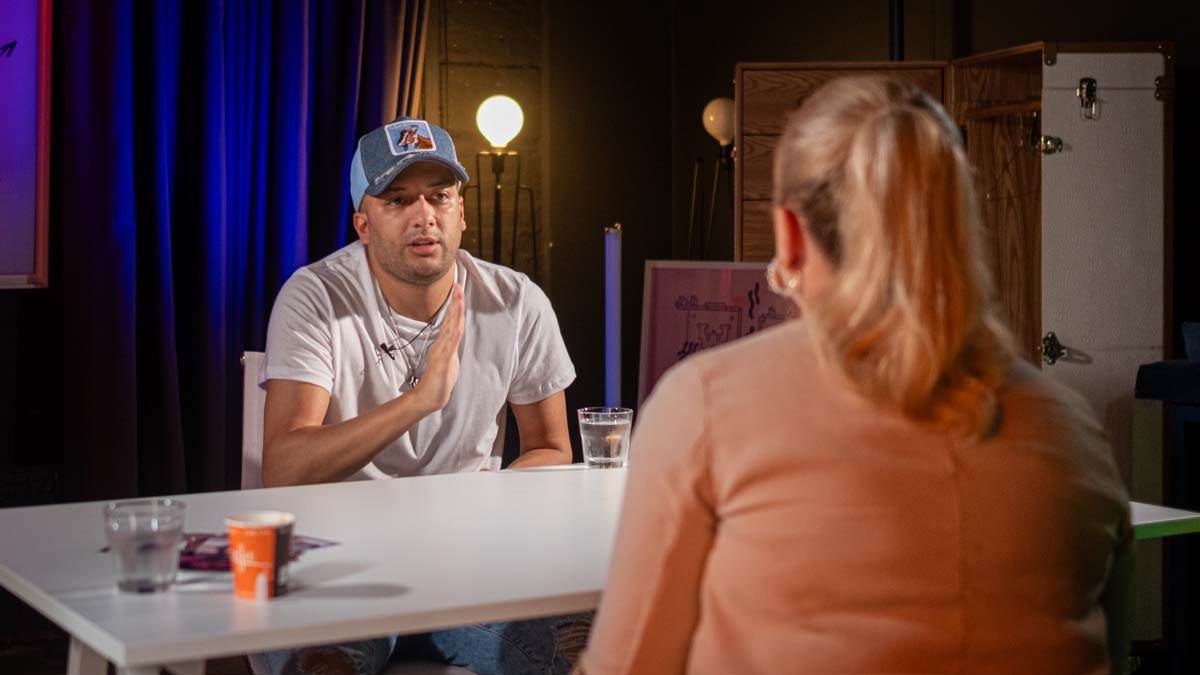 Cale Mondo intervju 2.jpg