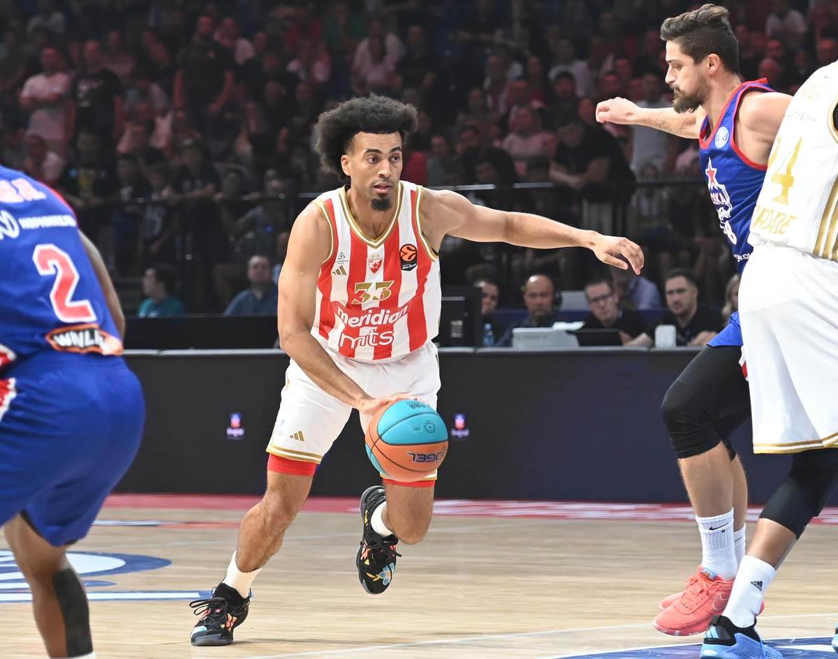 Crvena zvezda CSKA Moskva VTB Superkup 2.jpg