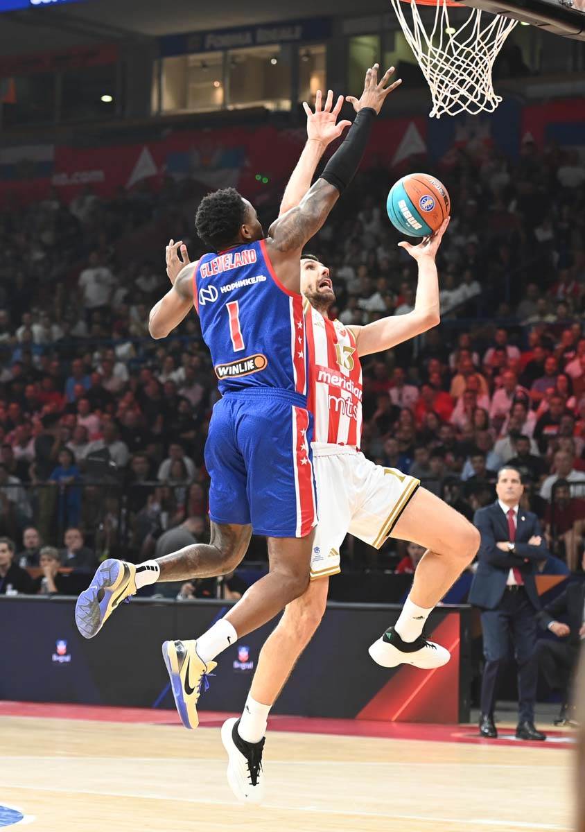 Crvena zvezda CSKA Moskva VTB Superkup 13.jpg