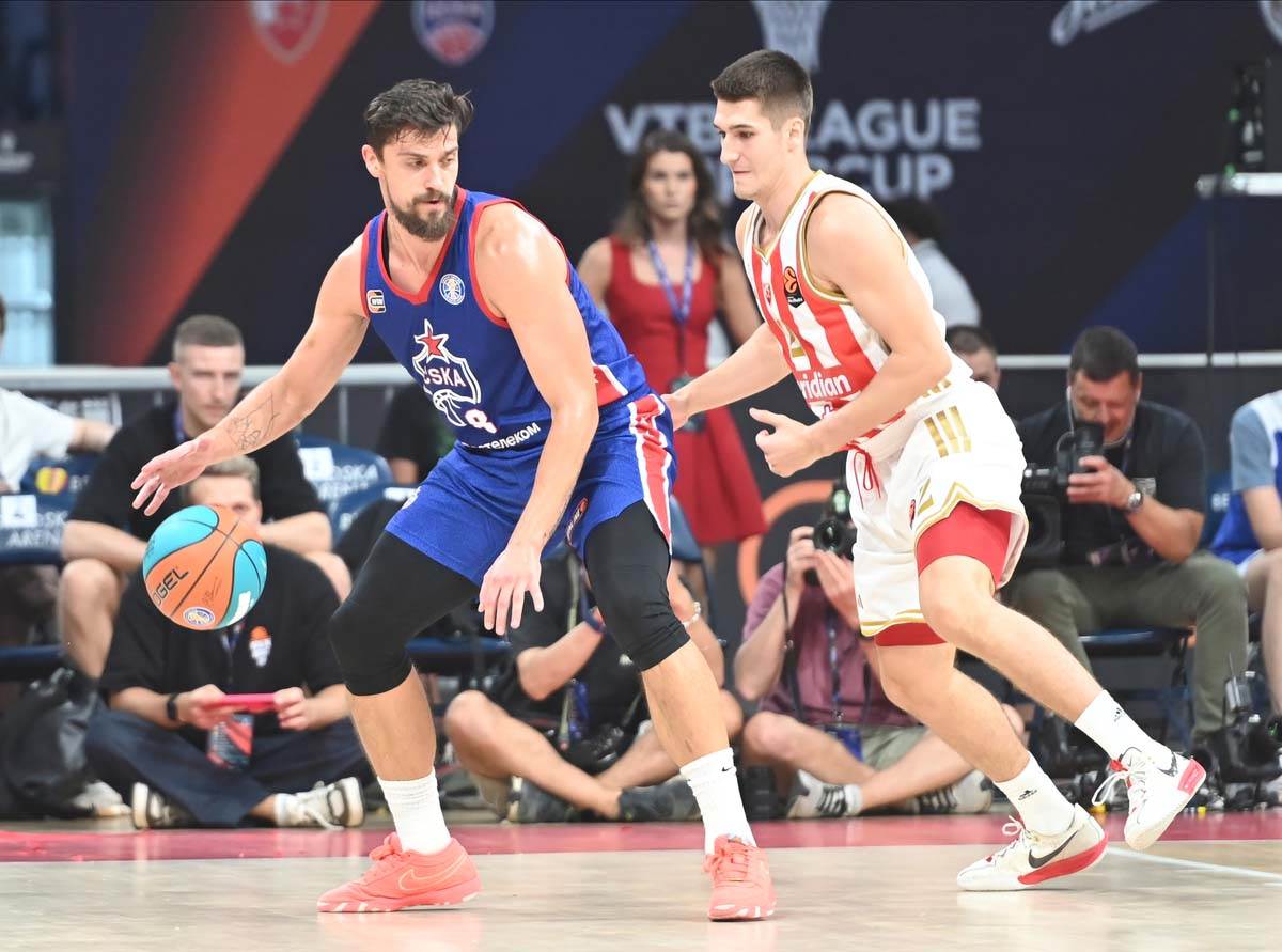 Crvena zvezda CSKA Moskva VTB Superkup 14.jpg