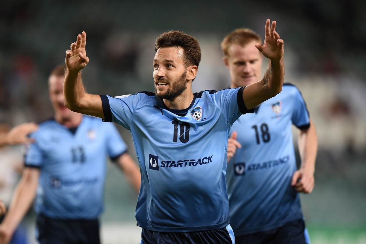 Miloš Ninković slavi gol u Sidneju