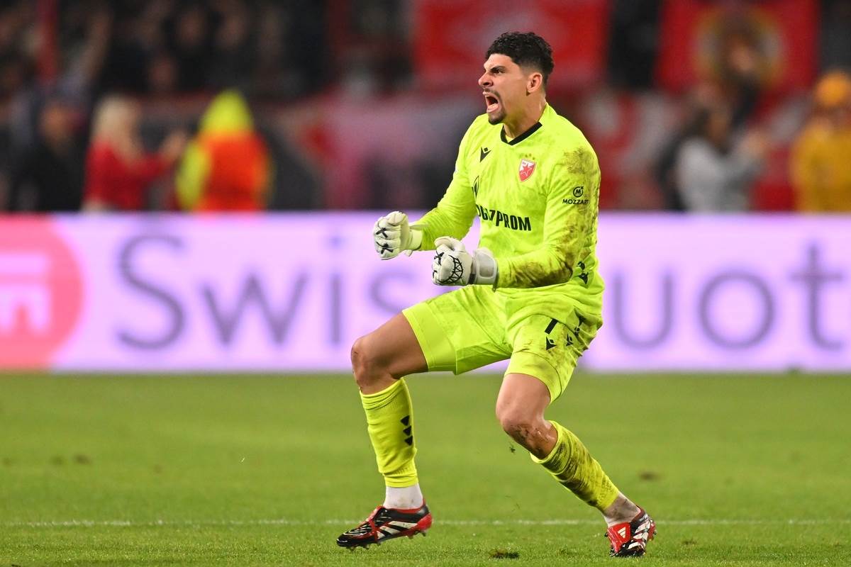 Mateuš golman Zvezde