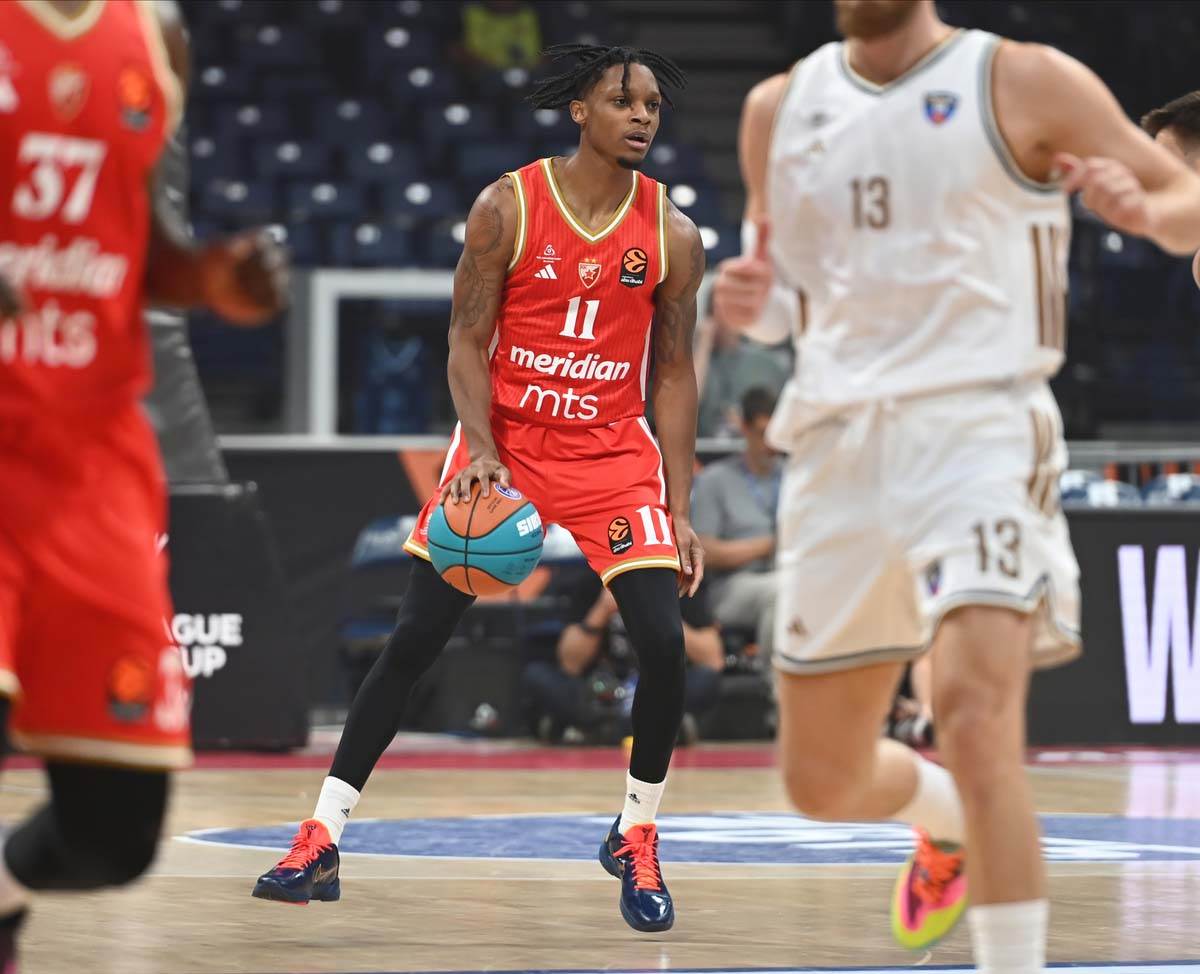 Crvena Zvezda - Dubai 12.jpg