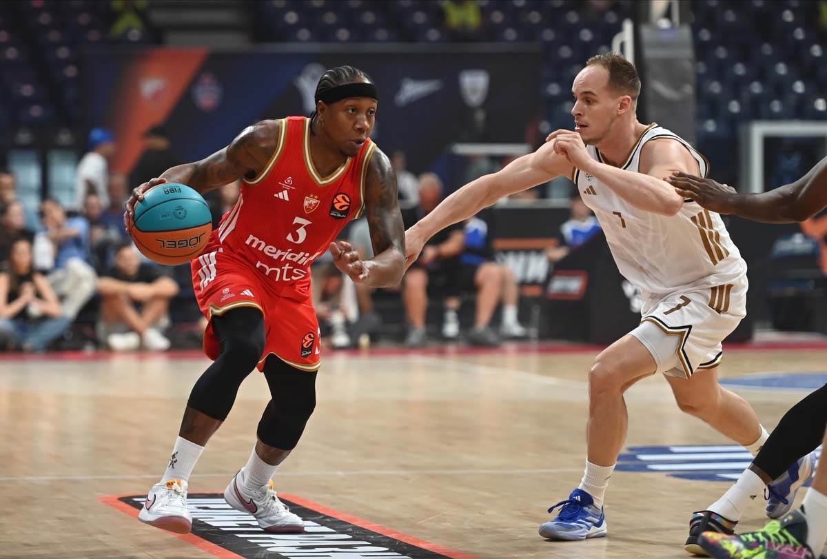 Crvena Zvezda - Dubai 16.jpg