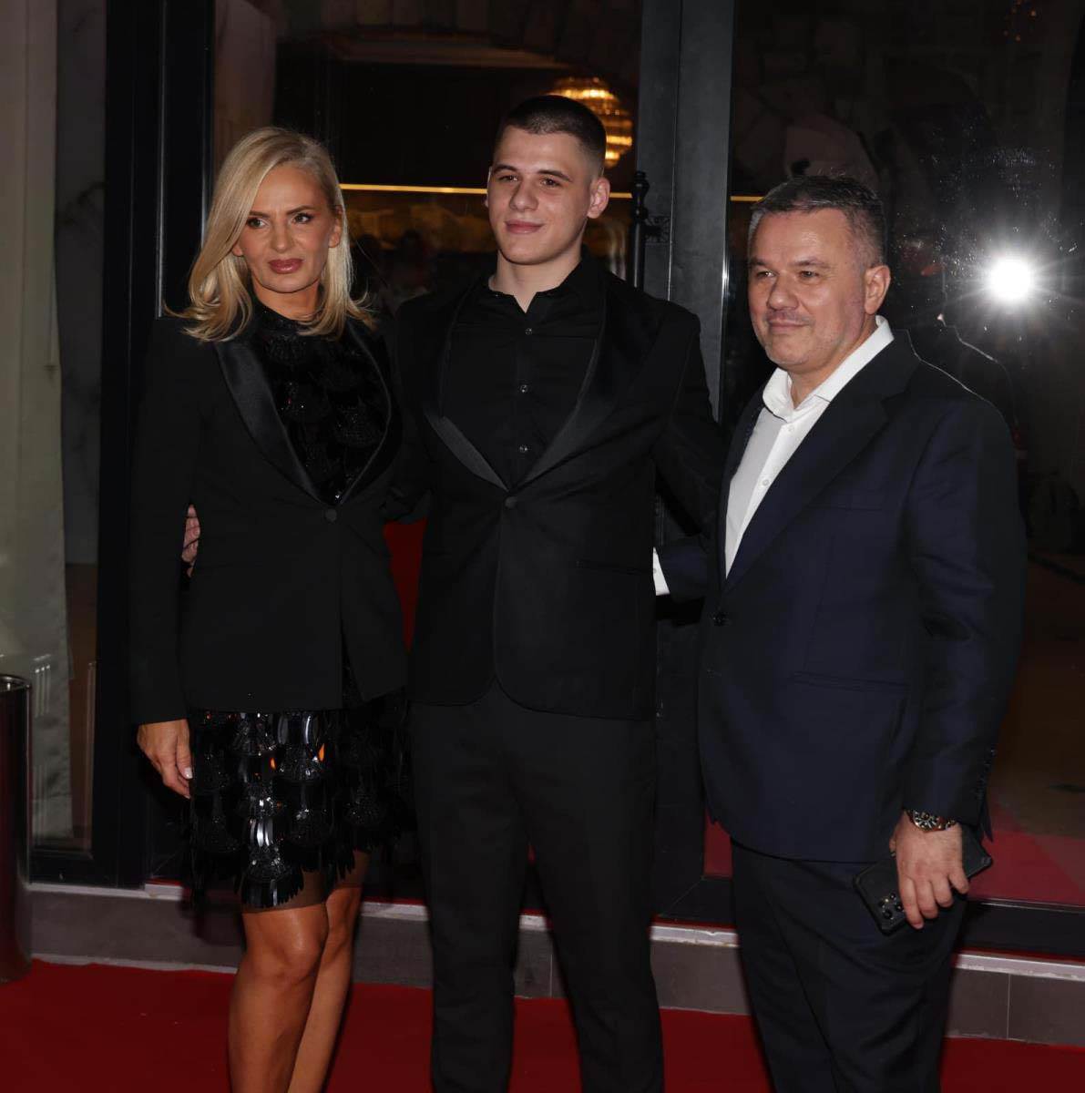 Bane Obradović slavi sinu punoletstvo 3.jpg