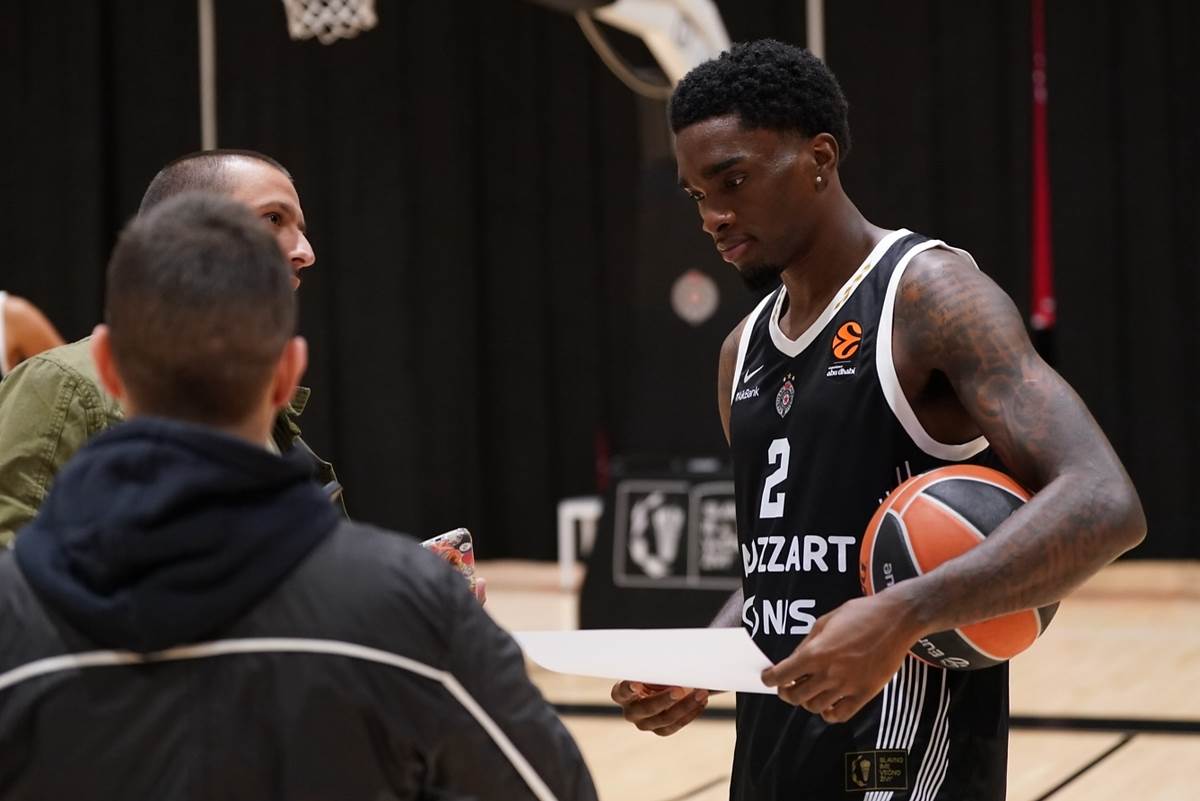 KK Partizan medija dej Šejk Milton