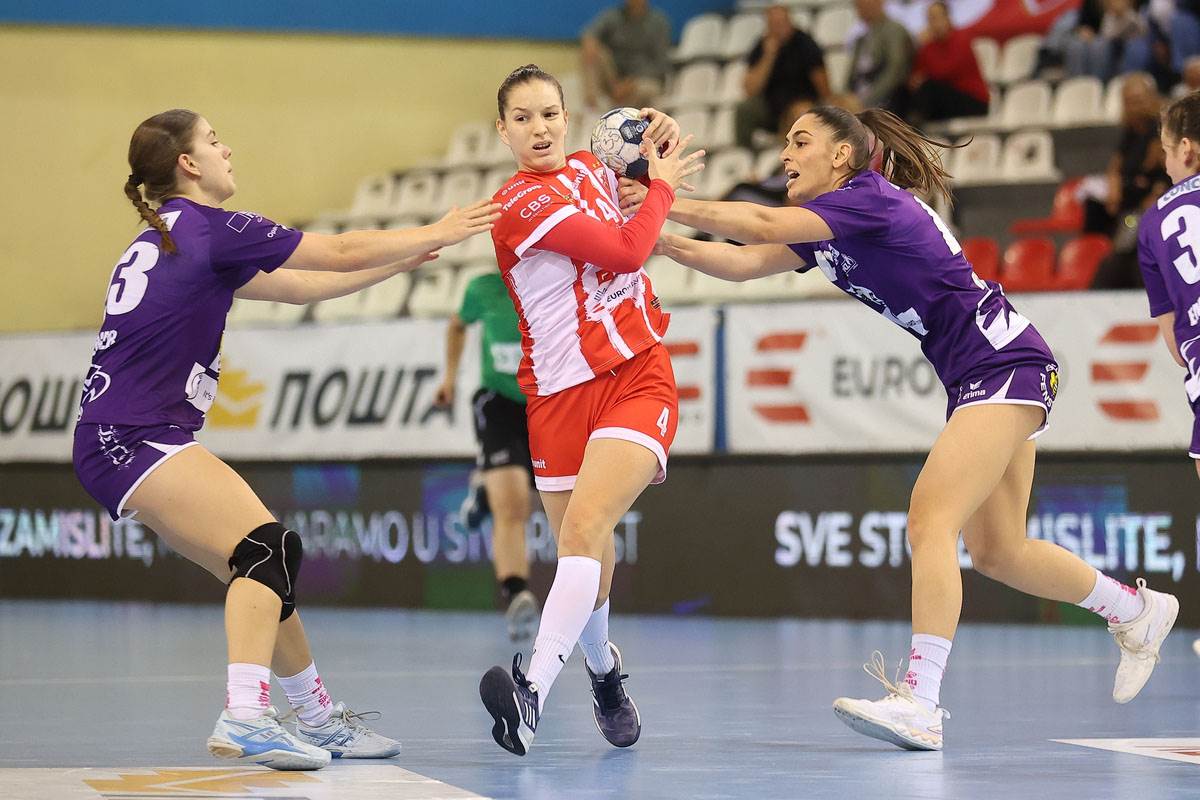 Zvezda - Spono (3).jpg