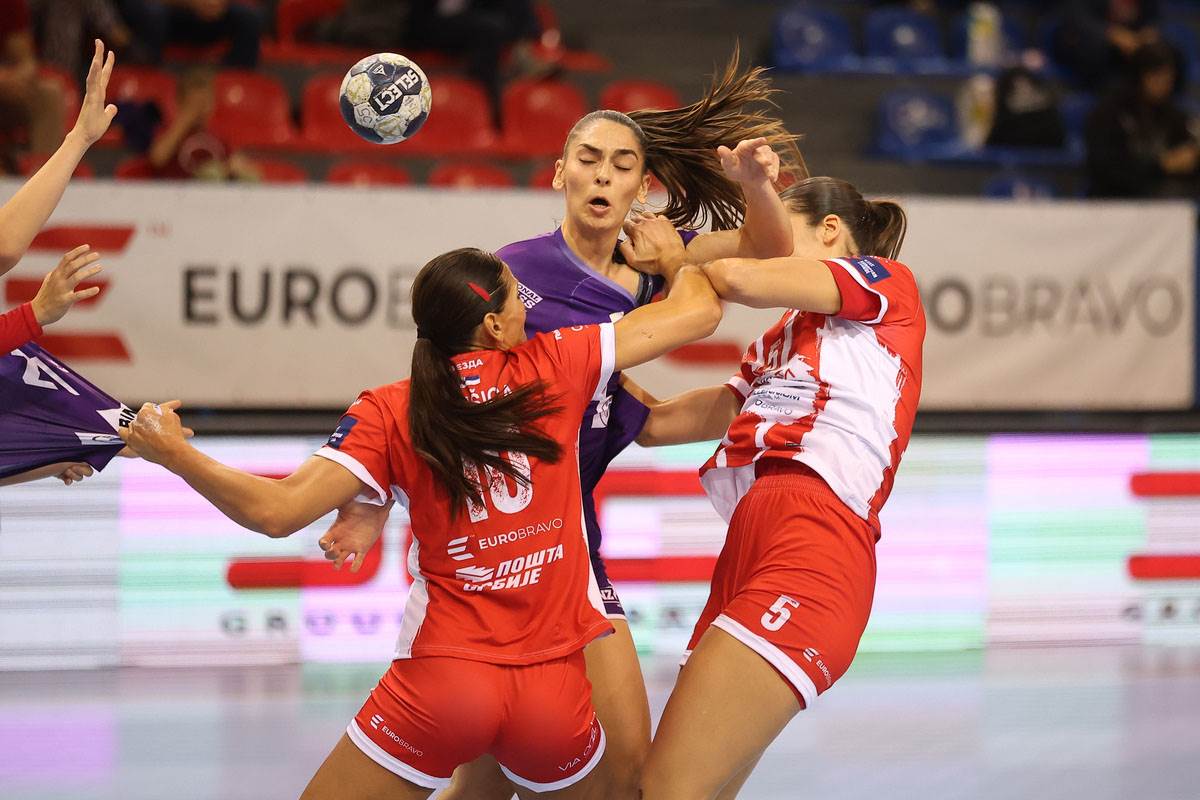 Zvezda - Spono (5).jpg