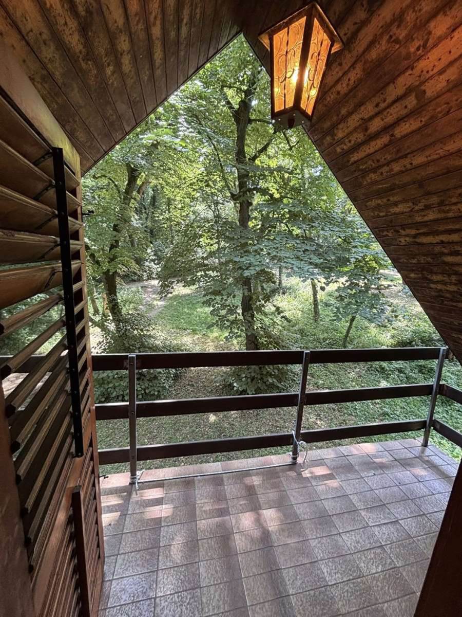 Vikendica na prodaju (4).jpg