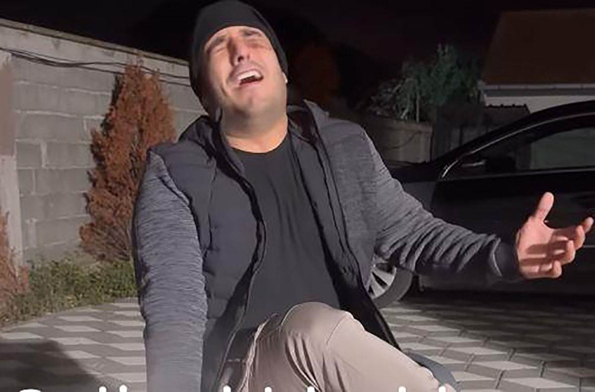 Darko Lazić kuva kotlić u Brestaču (3).jpg