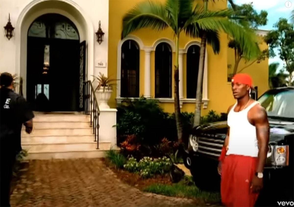 Tajriz Gibson (2).jpg