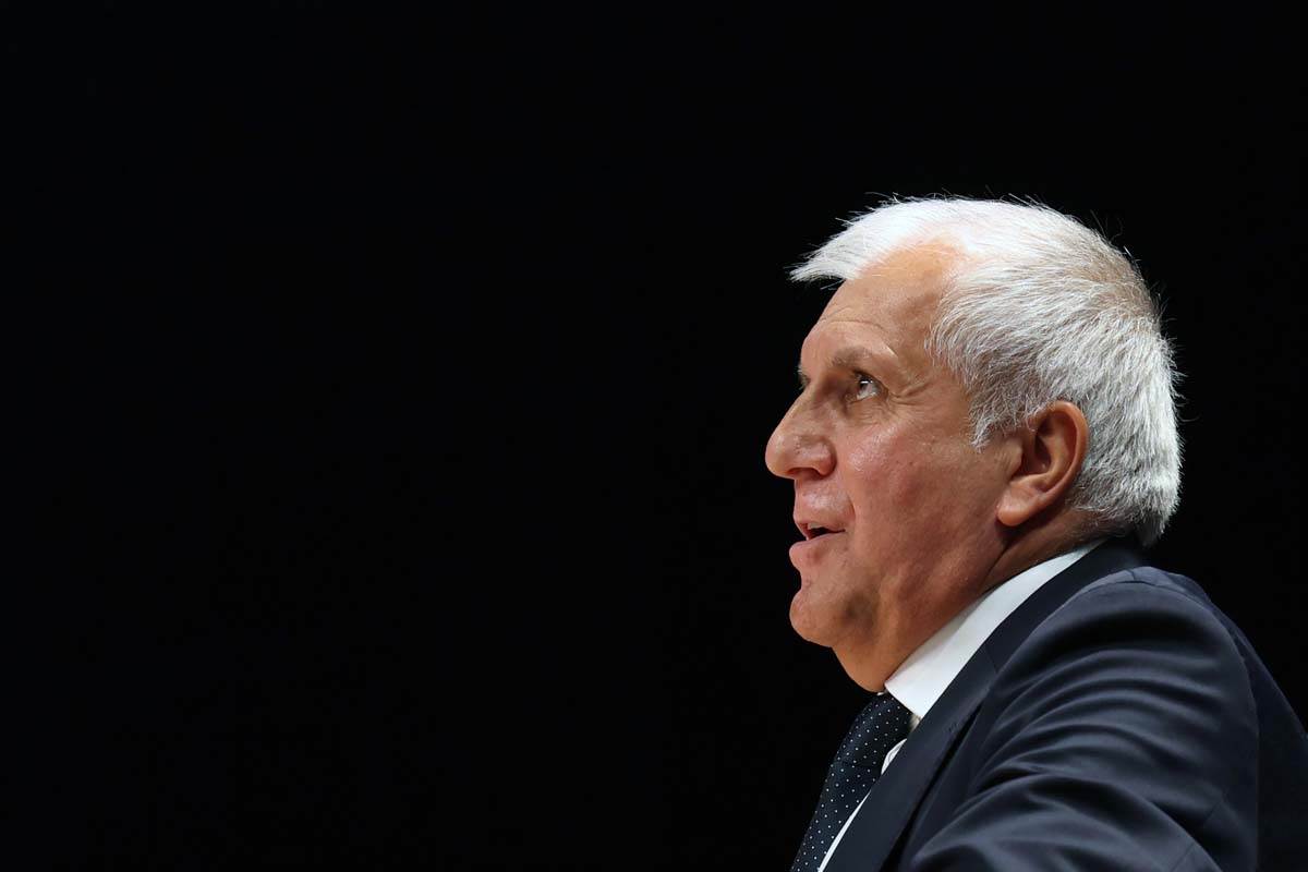 Željko Obradović na meču Partizan Dubai