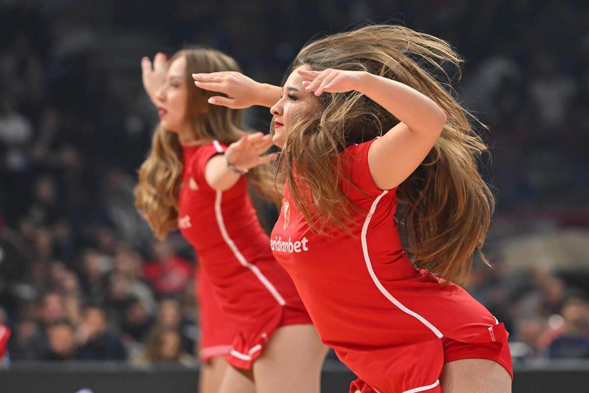 Crvena Zvezda Armani 7.jpg