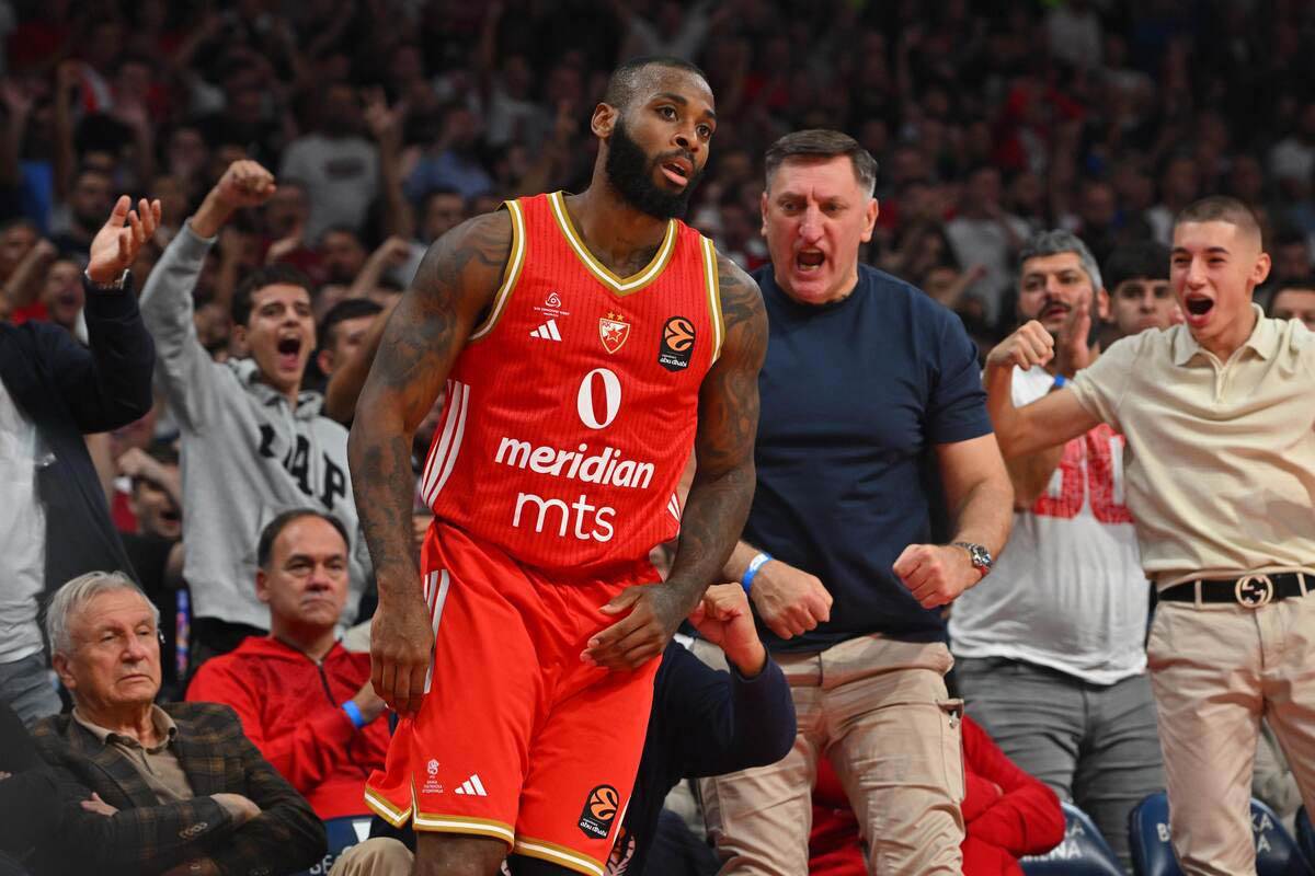 Crvena Zvezda Armani 10.jpg