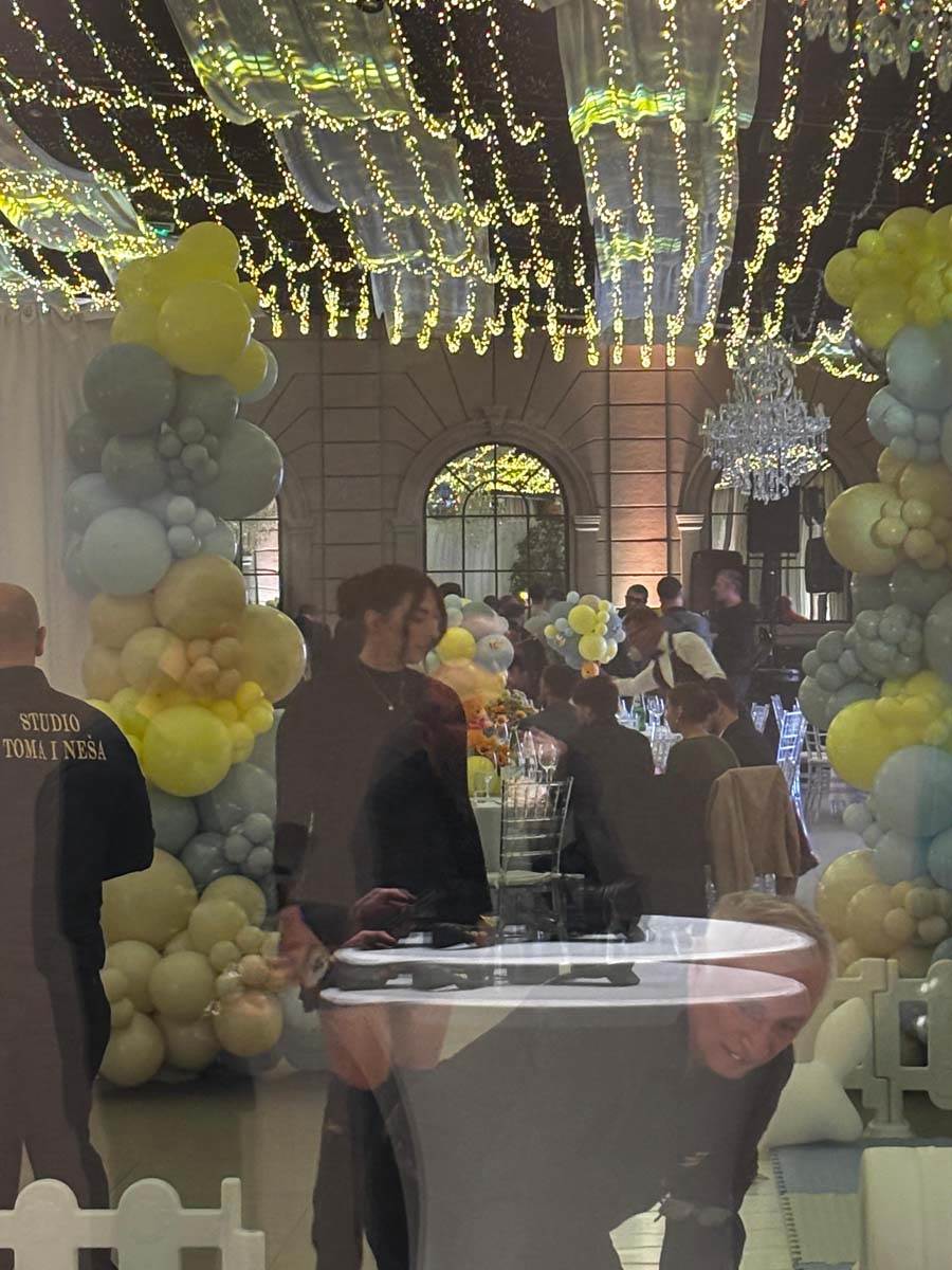 Prvi rodjendan sina Nadice Ademov Dekoracija kao iz snova 5.jpg