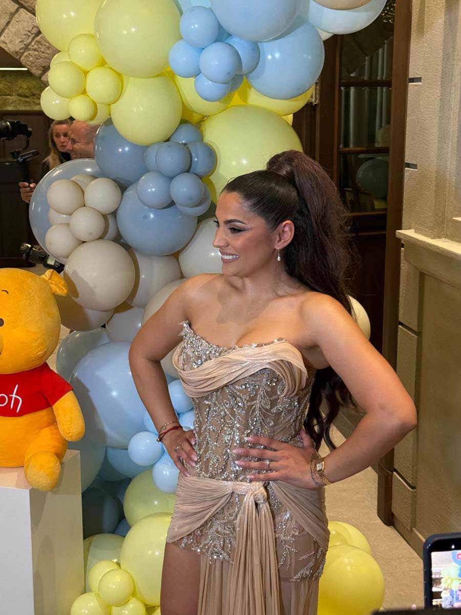 Nadica Ademov sa sinom 8.jpg