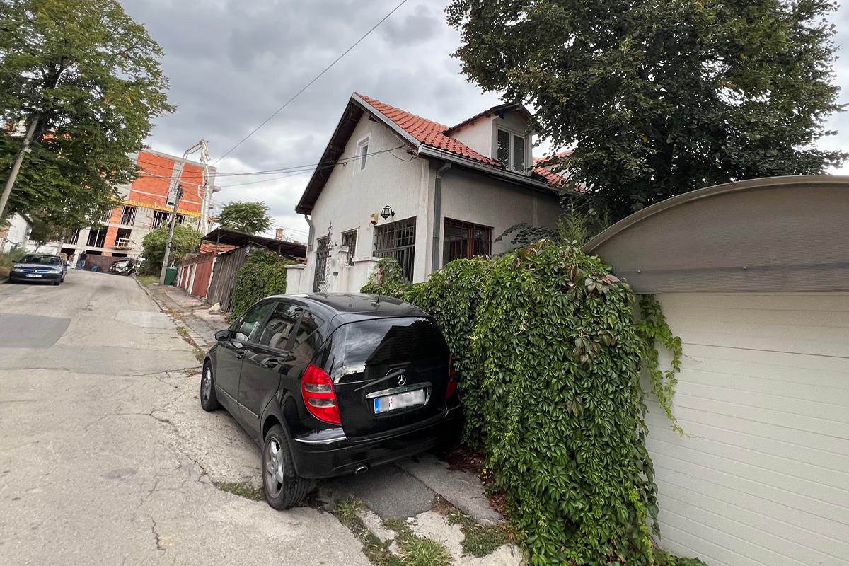 Nekadašnja kuća Usnije Redžepove  (4).jpg