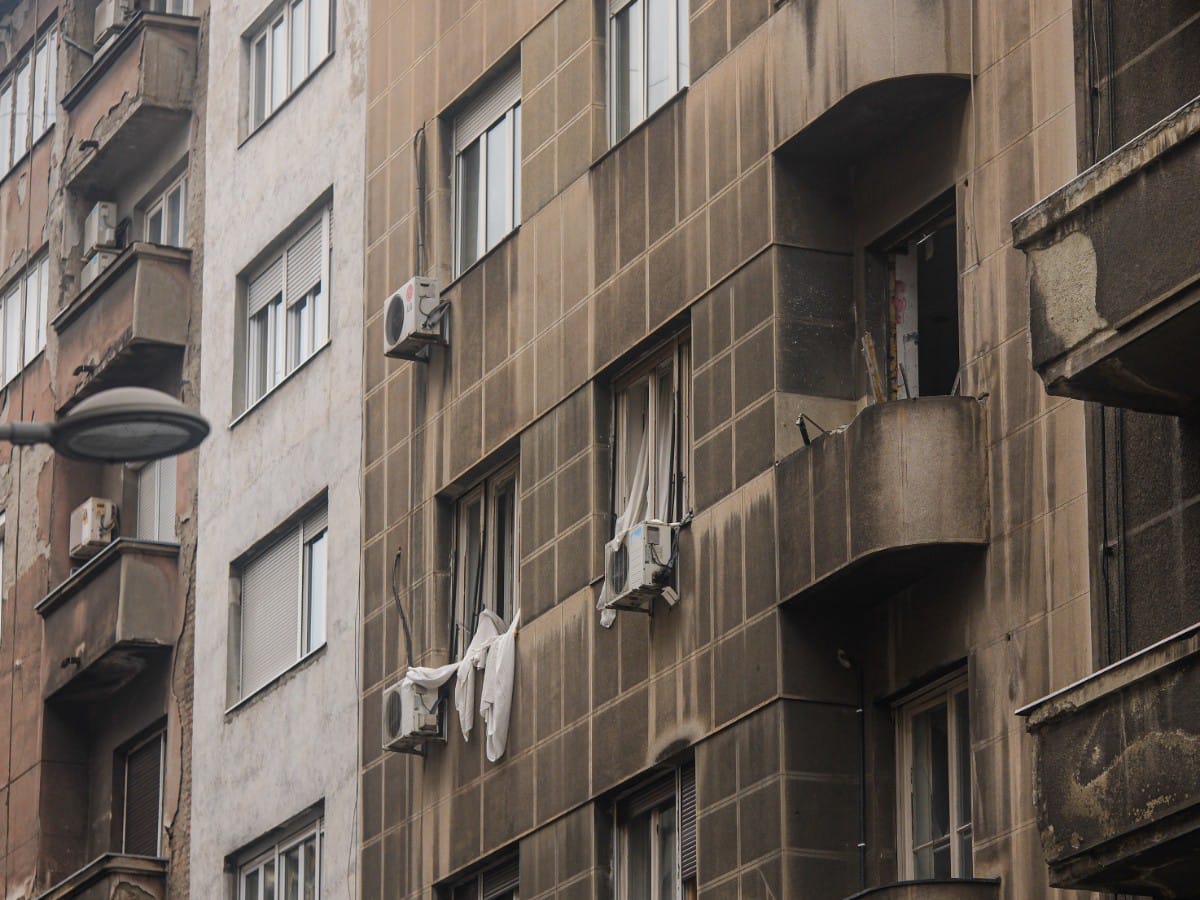 Oštećena zgrada u Kosovskoj (20).jpeg