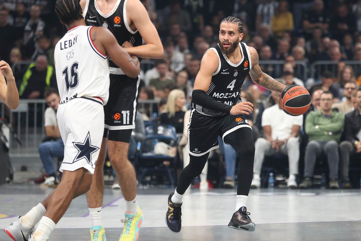 Partizan - Armani (1).JPG