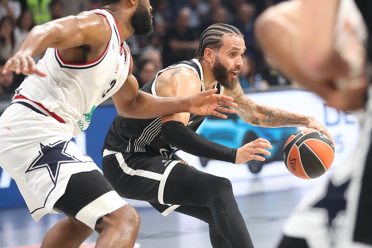 Partizan - Armani (2).JPG