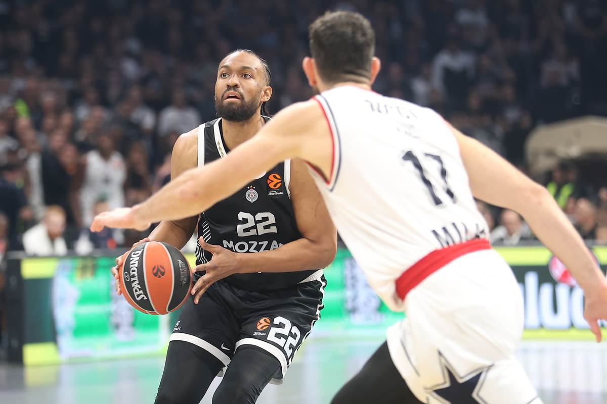 Partizan - Armani (3).JPG