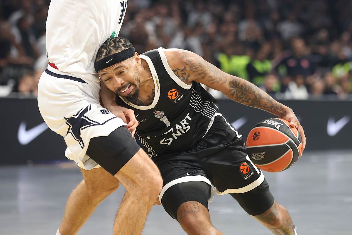 Partizan - Armani (6).JPG