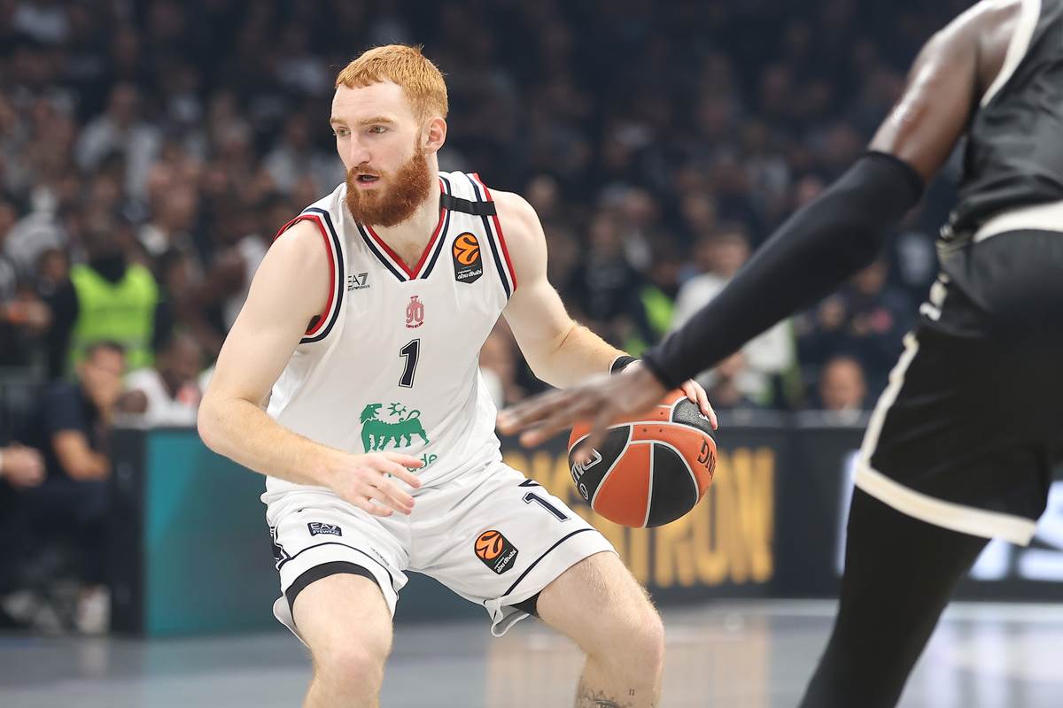 Partizan - Armani (20).JPG