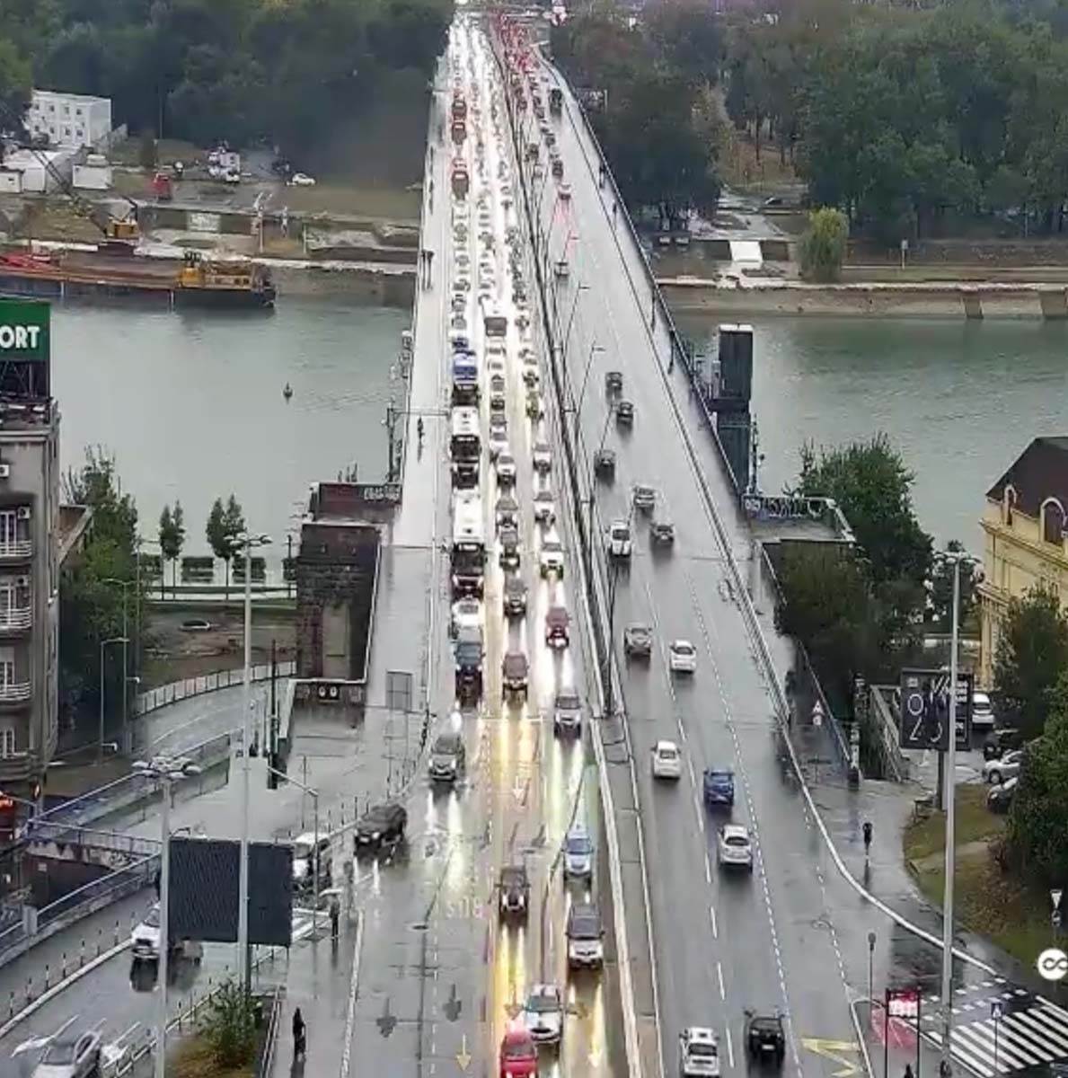 Gužve u saobraćaju Beograd 1.jpg