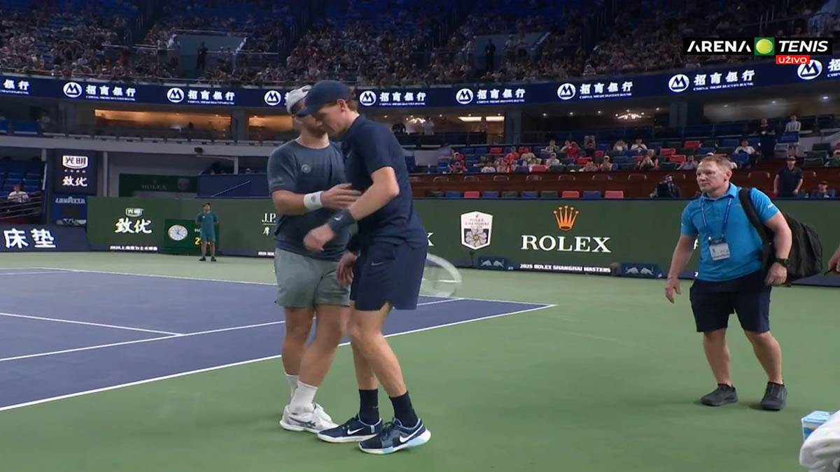 Janik Siner predao meč 1.jpg